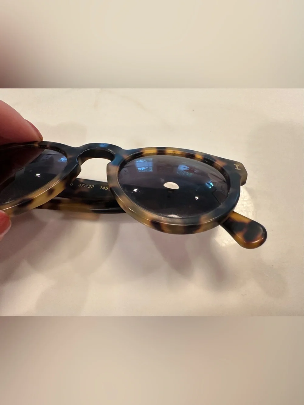 Illesteva round tortoiseshell